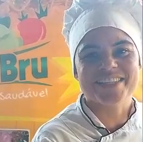 Aluna Renata do Curso de Cozinheiro Funcional e Fit